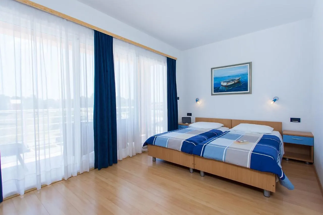 Apartments Villa Brioni II Fažana 0*,  Κροατία